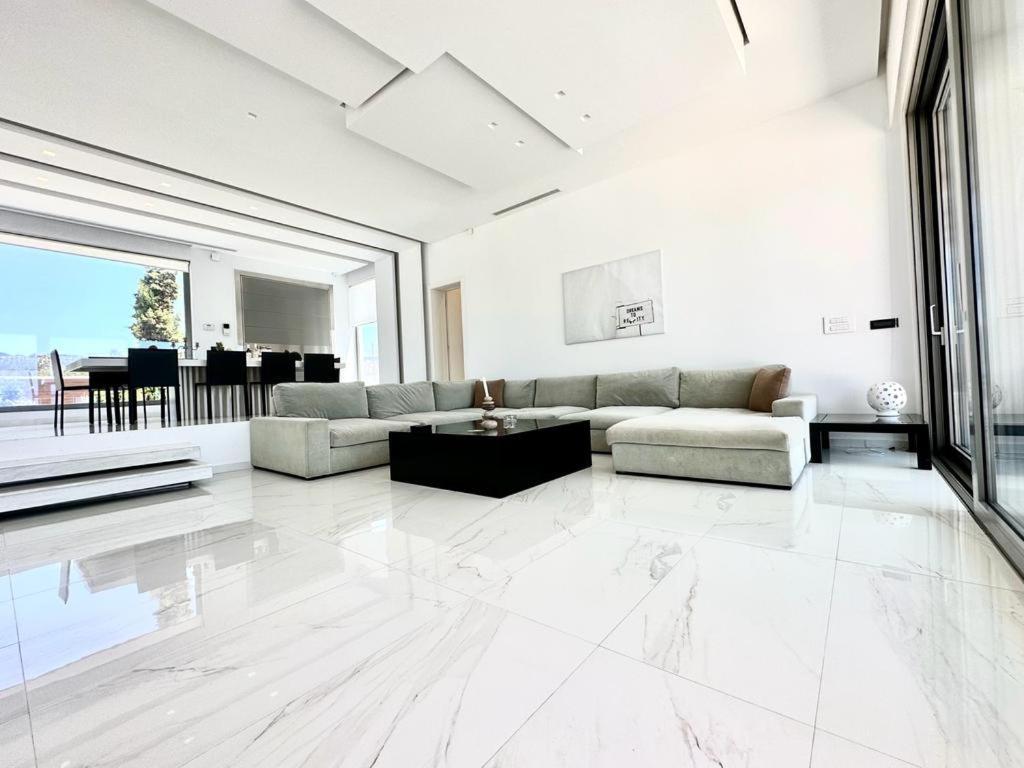 Leblanc Luxurious Beachfront Villa, Gcollectiongr Эрмиони Экстерьер фото