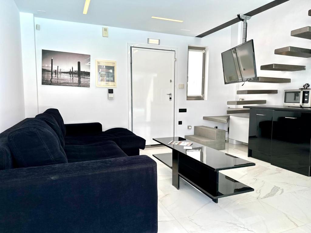 Leblanc Luxurious Beachfront Villa, Gcollectiongr Эрмиони Экстерьер фото
