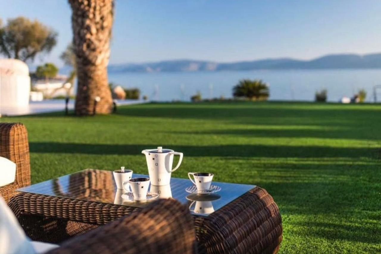 Leblanc Luxurious Beachfront Villa, Gcollectiongr Эрмиони Экстерьер фото
