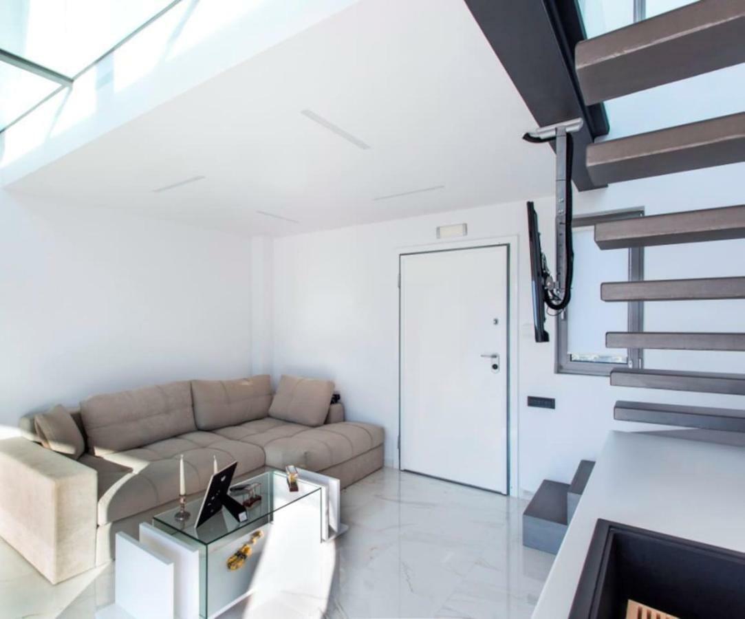 Leblanc Luxurious Beachfront Villa, Gcollectiongr Эрмиони Экстерьер фото